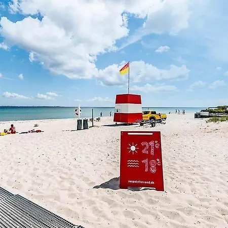 30495-odder-vibevej-144 度假居 *